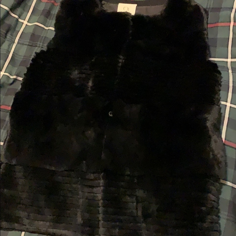 Fur Vest - Picture 2 of 5